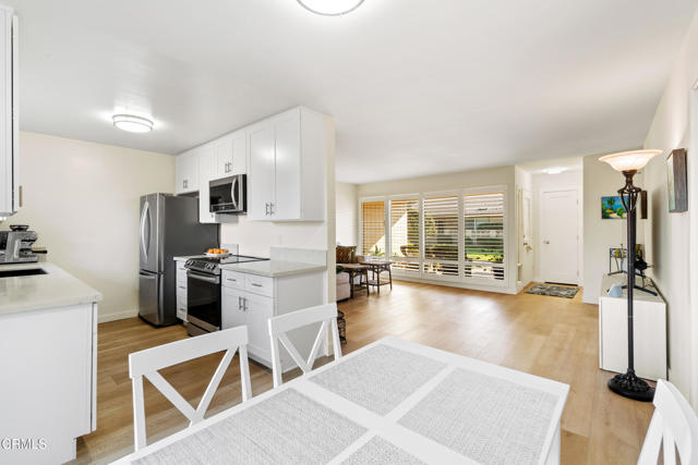 243 E Elfin Green, Port Hueneme CA: https://media.crmls.org/mediaz/ed913b40-0ca9-4fb0-98a2-19bd5338c8e5.jpg