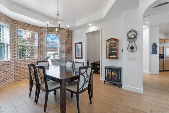 2255 Los Altos De Cerro, Ramona CA: https://media.crmls.org/mediaz/ed91bc1a-5aa5-4855-89e1-f097ae08a1c9.jpg