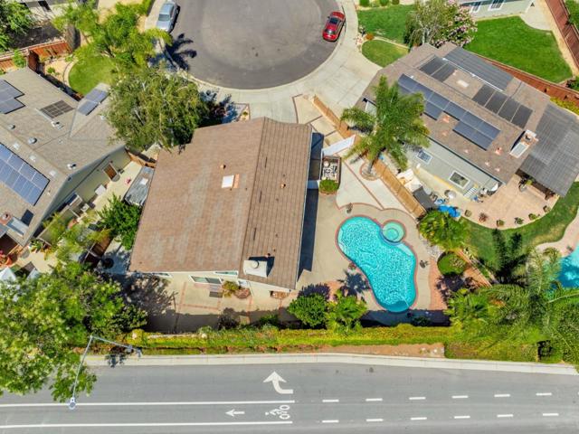 1206 Sycamore Court, Gilroy CA: https://media.crmls.org/mediaz/ed9206f3-7fa4-475e-a58a-a7d1738456e9.jpg