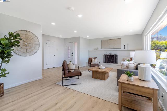 6919 Wilson Way, El Cerrito CA: https://media.crmls.org/mediaz/ed936011-bf19-479b-ac25-7c6151584a07.jpg