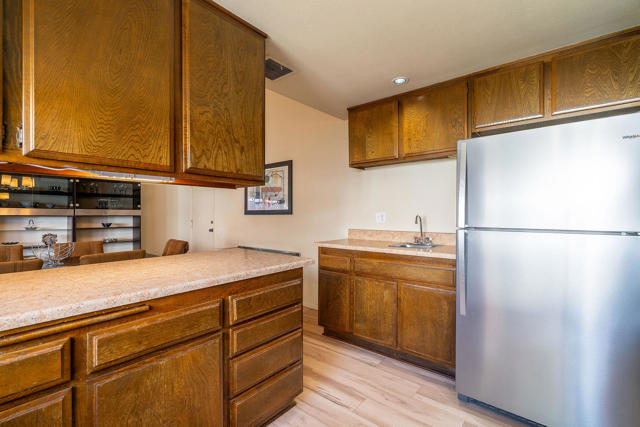 2355 S Gene Autry Trail, Palm Springs CA: https://media.crmls.org/mediaz/ed938438-7820-4383-b688-9c9e19d104e6.jpg
