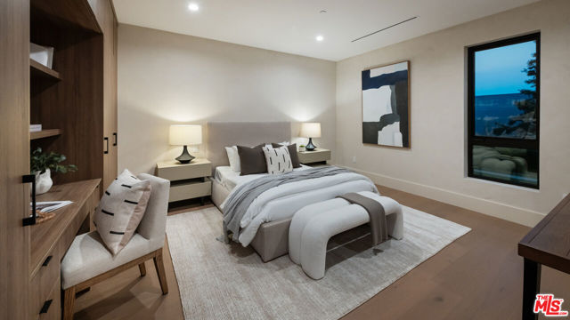 Drew Fenton | 565 Toyopa Drive Pacific Palisades CA | MLS: 7523707 Drew Fenton | 565 Toyopa Drive Pacific Palisades CA | MLS: 7523707