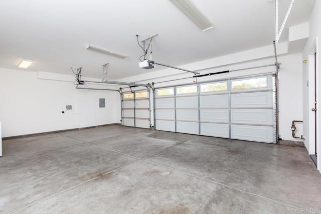 Image 34 of 49 For 3177 Linda Vista Drive