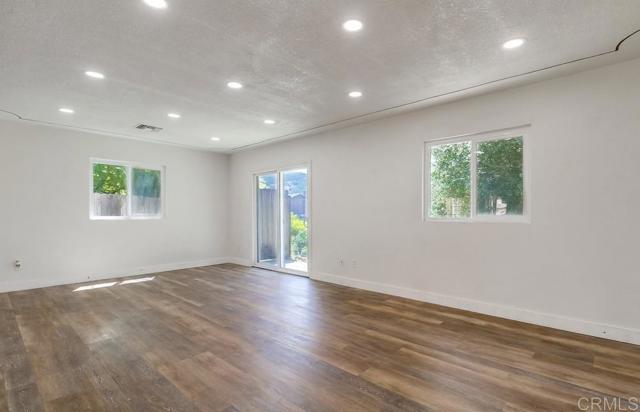 Image 29 of 72 For 631 Rosalie Way