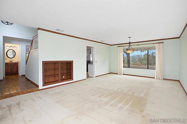 10751 Oakbend Dr, San Diego CA: https://media.crmls.org/mediaz/ed966c59-2e3e-4b33-aab2-8f357cc09774.jpg
