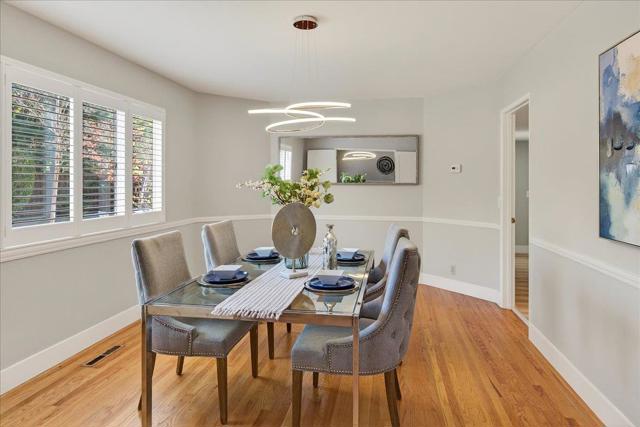 12150 KRISTY Lane, Saratoga CA: https://media.crmls.org/mediaz/ed96ece7-5ba6-4479-824a-c3411e693510.jpg