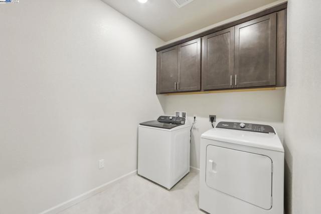 4111 Markovich Court, Richmond CA: https://media.crmls.org/mediaz/ed97c9db-11e8-44f1-9c31-bb759de74925.jpg