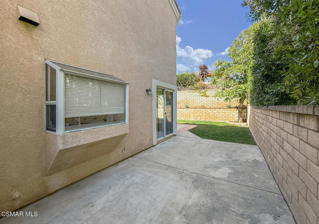 1768 Fox Springs Circle, Newbury Park CA: https://media.crmls.org/mediaz/ed992184-24e4-4f63-9f14-fbf38bb7b1bf.jpg