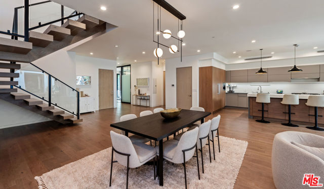 836 N Ogden Drive, Los Angeles CA: https://media.crmls.org/mediaz/ed9941b2-9b58-42a9-a388-23b53ecb8981.jpg