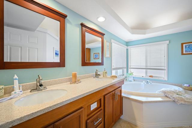 Detail Gallery Image 9 of 26 For 9500 Harritt Rd #230,  Lakeside,  CA 92040 - 3 Beds | 2 Baths