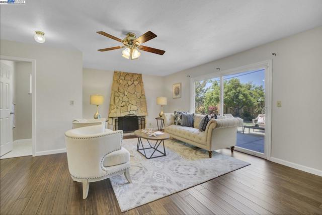 1487 De Palma Dr, San Jose CA: https://media.crmls.org/mediaz/ed9977c9-851c-47ca-887a-cd45cc0620ed.jpg
