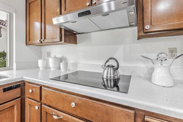 8344 Riesling Way, San Jose CA: https://media.crmls.org/mediaz/ed9990b7-8702-4370-934a-b5c4af8f25d1.jpg