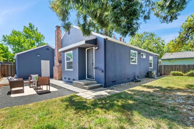 2289 Newhall Street, Santa Clara CA: https://media.crmls.org/mediaz/ed99c061-244f-4deb-bdd4-8b47331712d4.jpg