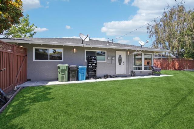 193 Roxbury Street, Santa Clara CA: https://media.crmls.org/mediaz/ed9a5300-edc4-459a-a8a8-557351c999d1.jpg