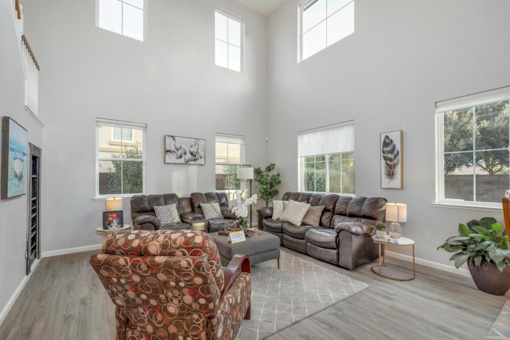 Ed9Aa5Ce Cb2C 4B57 8775 1Bd454677D53 310 Ashlee Avenue, Tracy, Ca 95391 &Lt;Span Style='BackgroundColor:transparent;Padding:0Px;'&Gt; &Lt;Small&Gt; &Lt;I&Gt; &Lt;/I&Gt; &Lt;/Small&Gt;&Lt;/Span&Gt;