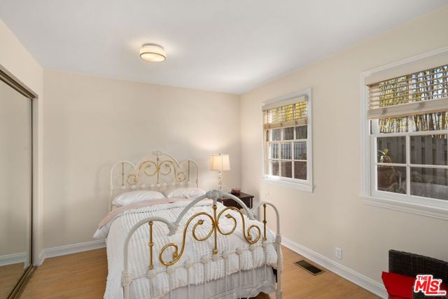 444 Loring Avenue, Los Angeles CA: https://media.crmls.org/mediaz/ed9bef50-6dd0-4b85-8bcc-f684932d79b2.jpg