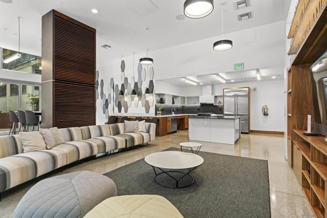 321 10th Ave, San Diego CA: https://media.crmls.org/mediaz/ed9c41b8-c98a-419e-b44d-eb9cc2bdb42f.jpg