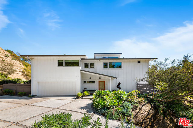 Image 2 for 2720 Roscomare Rd, Los Angeles, CA 90077