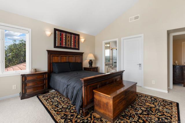 Detail Gallery Image 31 of 46 For 7327 El Fuerte St, Carlsbad,  CA 92009 - 5 Beds | 4/1 Baths
