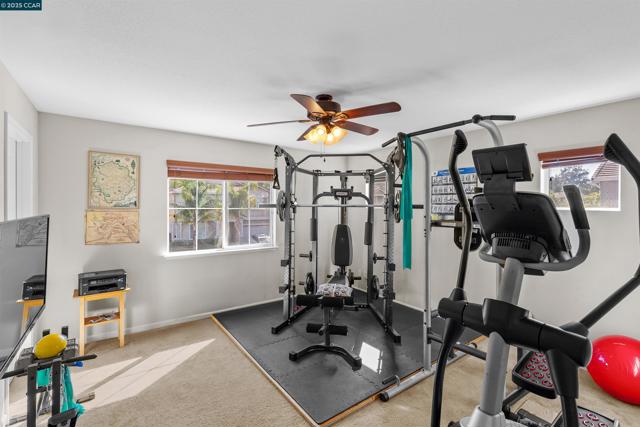 3826 Danbury Way, Fairfield CA: https://media.crmls.org/mediaz/ed9de30d-1d3b-4ab4-b7bb-d3af07569e41.jpg