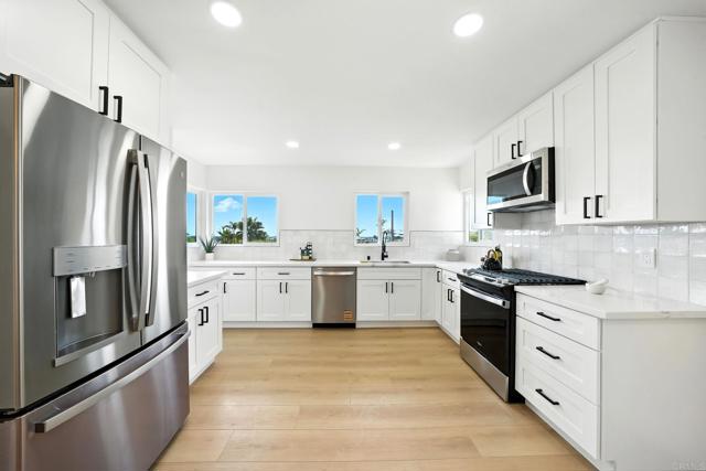 4542 Milton Street, San Diego CA: https://media.crmls.org/mediaz/ed9df3fb-8b76-4584-98e0-2414dda0a8e0.jpg