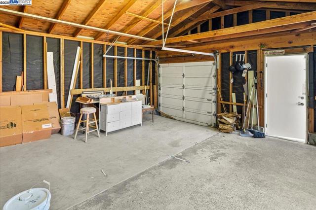 2019 E St, Hayward CA: https://media.crmls.org/mediaz/ed9e10fb-8604-4221-bf10-00e94d744d9f.jpg