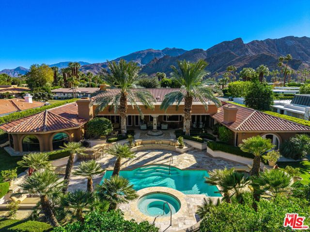 71150 N Thunderbird Terrace, Rancho Mirage CA: https://media.crmls.org/mediaz/ed9e9352-1dbe-4a79-bf2f-9a534971e6f1.jpg