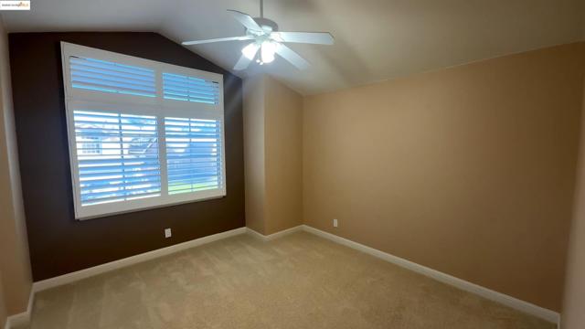 2270 Tamarisk Ct, Discovery Bay CA: https://media.crmls.org/mediaz/ed9f0fb8-4fde-4f02-b200-49a1fce05318.jpg