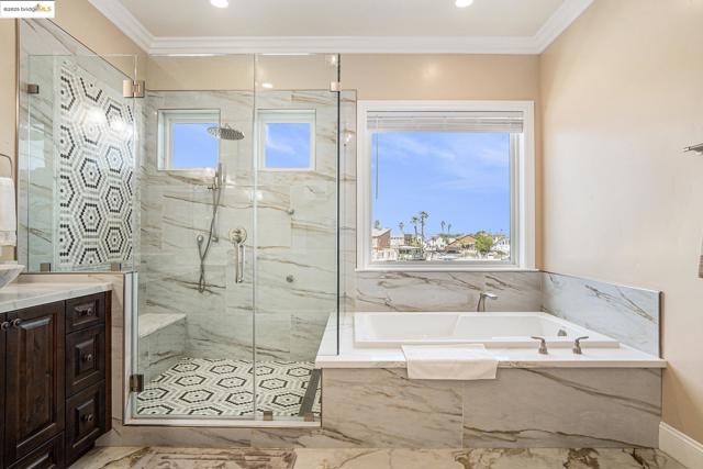 2012 Windward Pt, Discovery Bay CA: https://media.crmls.org/mediaz/ed9f74d1-2a74-4df7-b846-64d13d9ceb2f.jpg