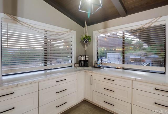 Detail Gallery Image 10 of 70 For 2444 via Dieguenos, Alpine,  CA 91901 - 3 Beds | 2 Baths