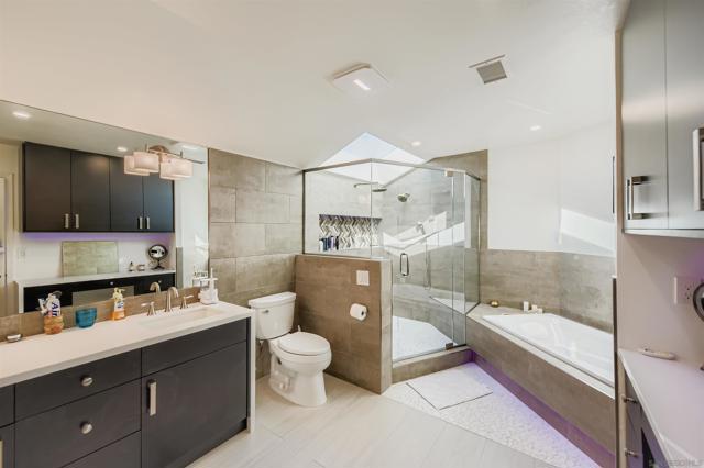 4848 Casals PL, San Diego CA: https://media.crmls.org/mediaz/eda0321a-2d74-45de-8a29-01940010f51e.jpg