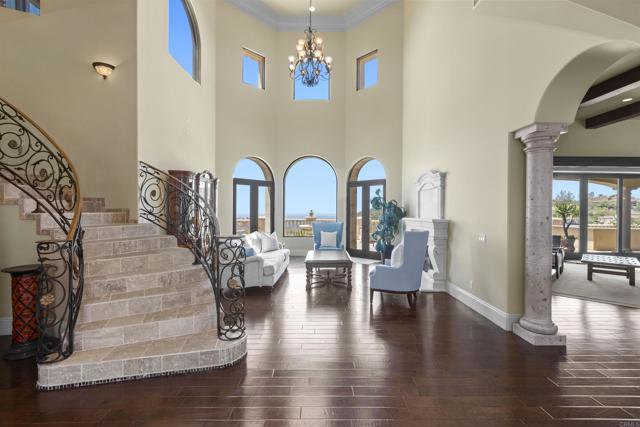 Detail Gallery Image 3 of 28 For 8039 El Cielo, Rancho Santa Fe,  CA 92067 - 5 Beds | 6/1 Baths