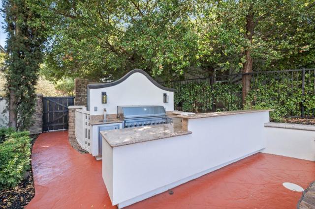 2325 Olea Court, Gilroy CA: https://media.crmls.org/mediaz/eda1560d-2e8a-480b-897f-8077dbb06fca.jpg