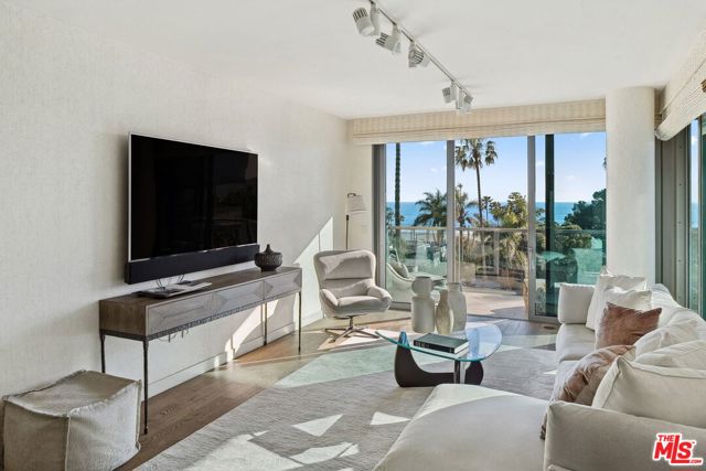 1755 Ocean Avenue, Santa Monica CA: https://media.crmls.org/mediaz/eda16389-cbd3-4950-856a-9eef612e960e.jpg