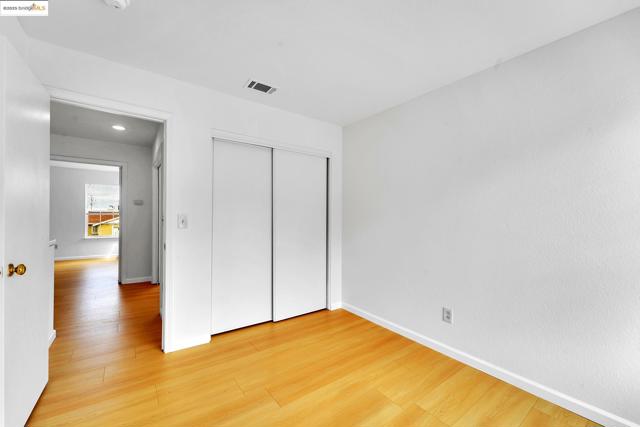 1764 Primrose Ln, Pinole CA: https://media.crmls.org/mediaz/eda2ea45-c437-43b1-89e8-4297a0f1a455.jpg