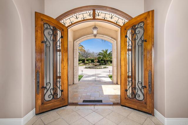 Detail Gallery Image 20 of 66 For 18810 Olympic, Poway,  CA 92064 - 7 Beds | 8/1 Baths