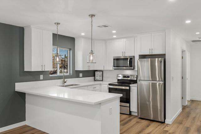 Detail Gallery Image 5 of 24 For 1134 S Orange St, Escondido,  CA 92025 - 3 Beds | 2 Baths