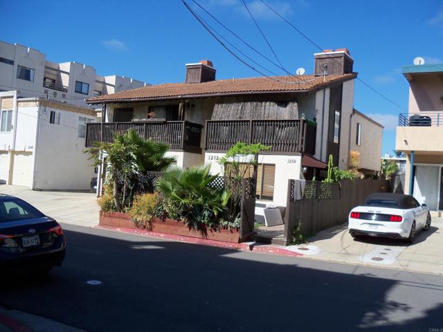 Detail Gallery Image 3 of 47 For 1250 1254 Parker Place, San Diego,  CA 92109 - – Beds | – Baths