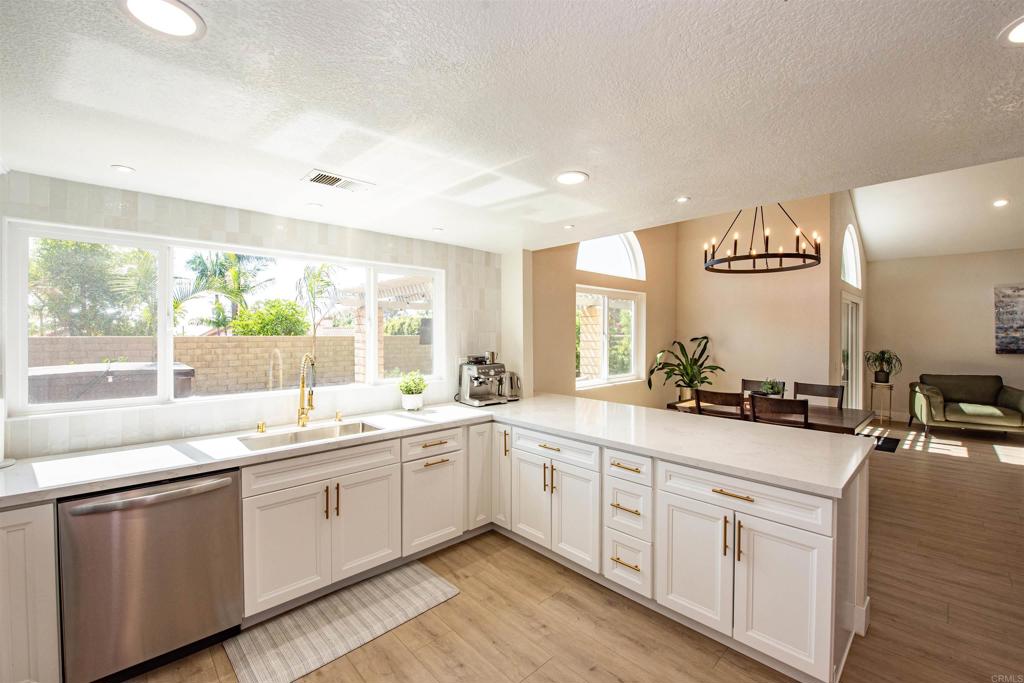 1573 Madrid Drive - photo 10