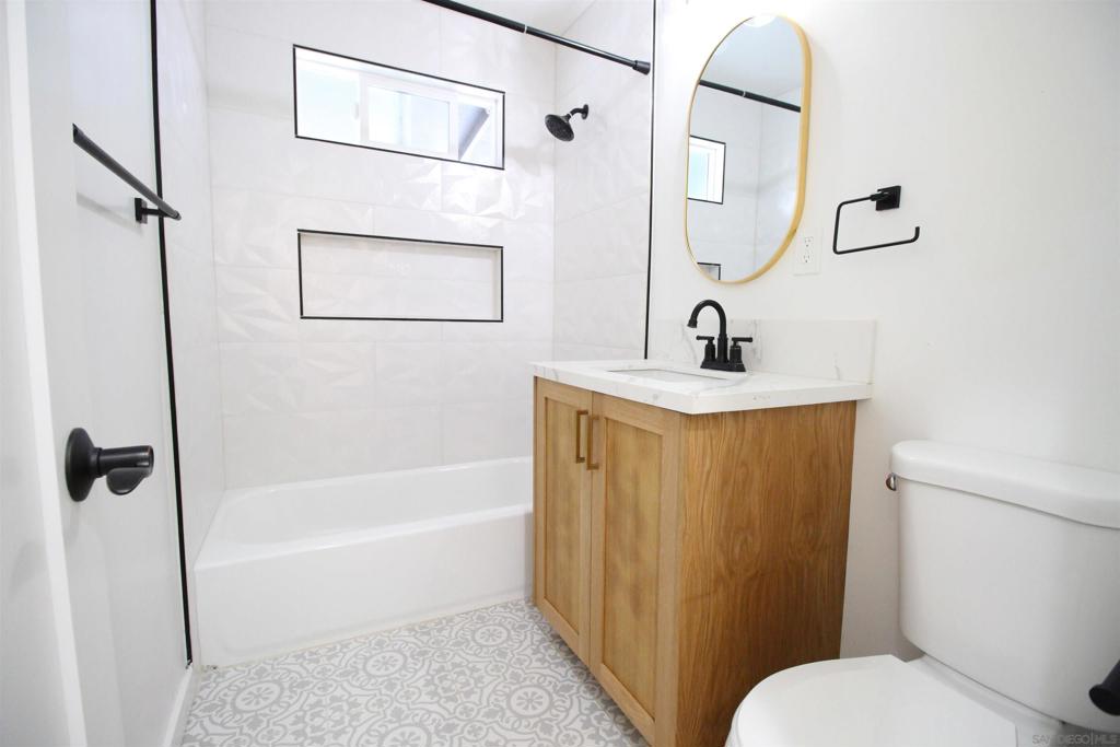 MLS #240027076SD image #23