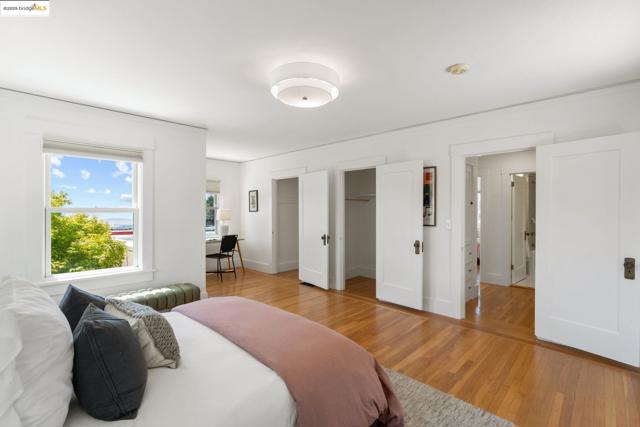 355 Arlington Ave., Berkeley CA: https://media.crmls.org/mediaz/eda96930-ff21-403e-a8a0-c9176d57f088.jpg