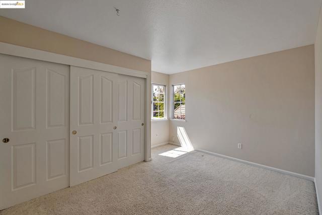 85 Duckhorn Place, Oakley CA: https://media.crmls.org/mediaz/eda9a4ef-7c32-4c36-90f8-3c220d2a78ee.jpg