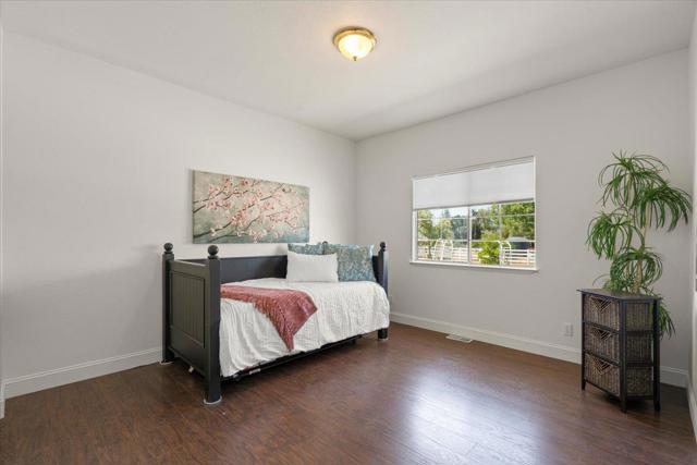 1080 Spring Grove Road, Hollister CA: https://media.crmls.org/mediaz/edaaa4cc-baf7-4f3f-8fc6-b64828fe0e6d.jpg
