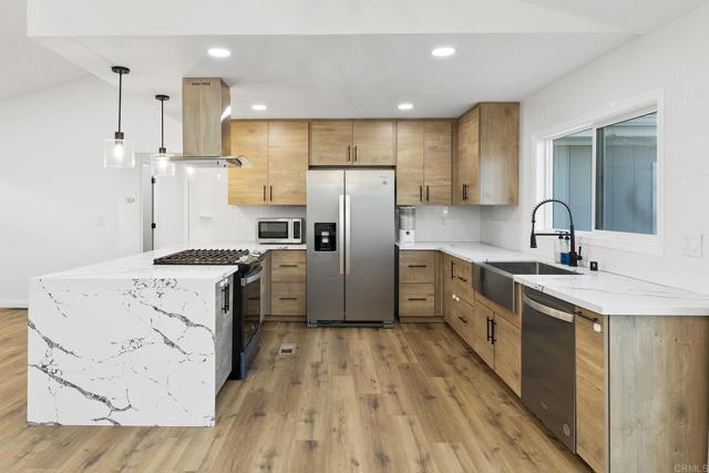 12694 Jackson Heights Drive, El Cajon CA: https://media.crmls.org/mediaz/edab0fd6-bf89-4669-829b-4caecb4957b7.jpg