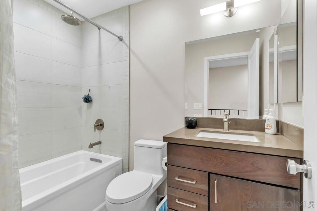 MLS #250042950SD image #14