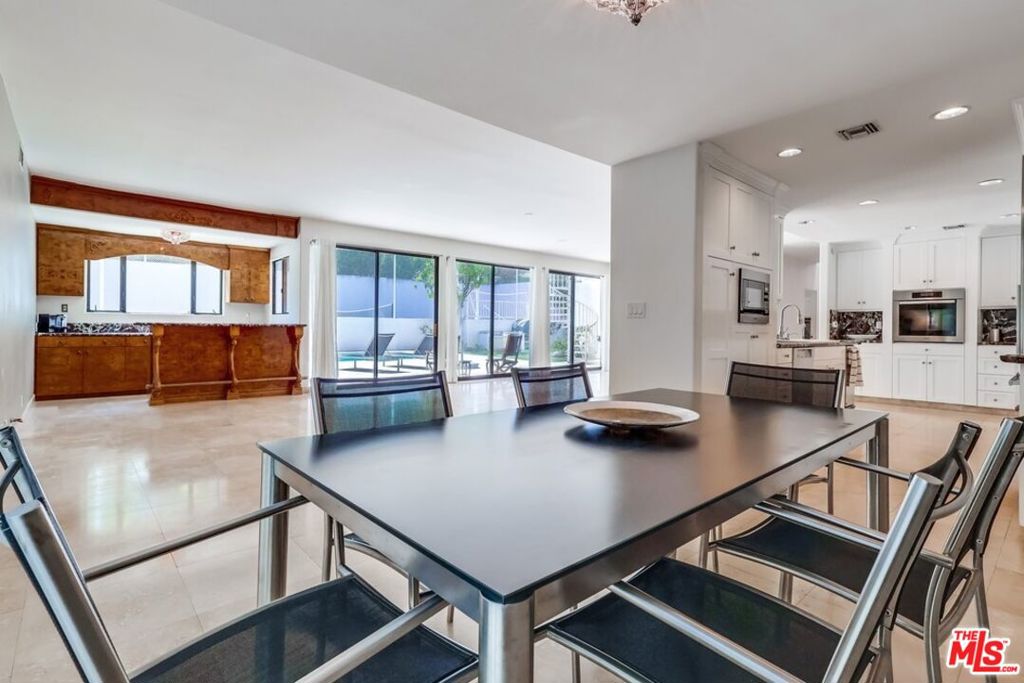 15656 Crownridge PlaceSherman Oaks img 3