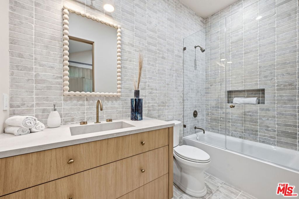 MLS #26692765 img 25