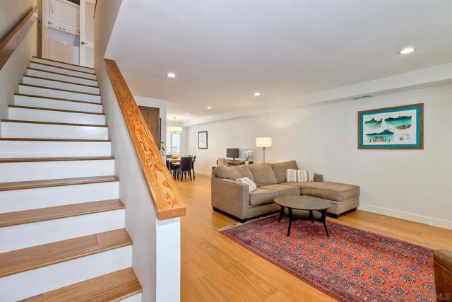 1174 Locust St, San Diego CA: https://media.crmls.org/mediaz/edae428f-d657-4bb4-9498-6ca8a8a0b824.jpg