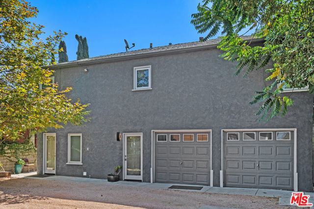 2136 Lemoyne Street, Los Angeles CA: https://media.crmls.org/mediaz/edae5a44-685c-4a04-8975-6cfea0a909f0.jpg