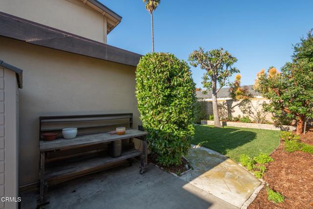 3475 E Karena Court, Camarillo CA: https://media.crmls.org/mediaz/edaefd49-ef9a-4bd1-890d-78569a802b1b.jpg